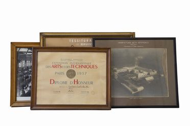 Lotto di 11 fotografie e diplomi.  - Auction Design, Prints & Drawings - Libreria Antiquaria Gonnelli - Casa d'Aste - Gonnelli Casa d'Aste