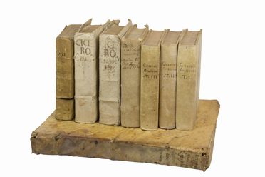  Cicero Marcus Tullius : [Epistolarum familiarum libri XVI].  Paolo Manuzio  (Venezia, 1512 - Roma, 1574), Aurelius (santo) Augustinus  - Asta Libri, manoscritti e autografi - Libreria Antiquaria Gonnelli - Casa d'Aste - Gonnelli Casa d'Aste