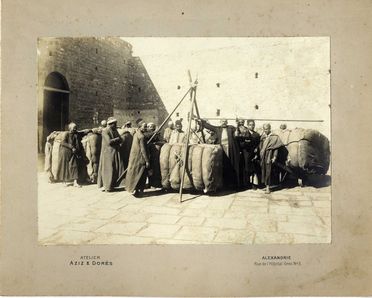  Veduta : Raccolta di 5 fotografie raffiguranti oleifici di Tripoli e attività di lavoro di Alessandria.  - Auction Books & Graphics. Part II: Books, Manuscripts & Autographs - Libreria Antiquaria Gonnelli - Casa d'Aste - Gonnelli Casa d'Aste