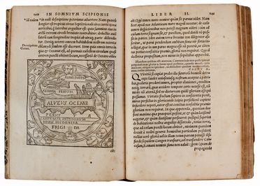  Macrobius Ambrosius Aurelius Theodosius : In Somnium Scipionis Libri II, Saturnaliorum Libri VII. Nunc denuo recogniti...  - Asta Libri & Grafica. Parte II: Autografi, Musica & Libri a Stampa - Libreria Antiquaria Gonnelli - Casa d'Aste - Gonnelli Casa d'Aste