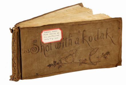  Geografia e viaggi : Album di viaggio nel Mediterraneo di una novella coppia di sposi sul piroscafo Von Moltke.  - Auction Graphics & Books - Libreria Antiquaria Gonnelli - Casa d'Aste - Gonnelli Casa d'Aste