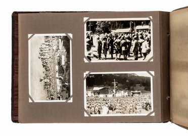 Raccolta di 192 tra fotografie e fotocartoline che ritraggono il Campo Mussolini a Cortina d'Ampezzo.  - Asta Grafica & Libri - Libreria Antiquaria Gonnelli - Casa d'Aste - Gonnelli Casa d'Aste