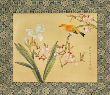  Artista giapponese del XX secolo : Uccellino su ramo di ciliegio in fiore / Giovane bijin in un giardino.  - Asta Grafica & Libri - Libreria Antiquaria Gonnelli - Casa d'Aste - Gonnelli Casa d'Aste