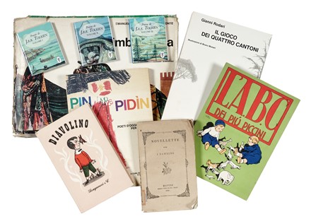  Rodari Gianni : Il gioco dei quattro cantoni. Illustrazioni di Bruno Munari. Illustrati per l'infanzia  Bruno Munari  (Milano, 1907 - 1998), Luciana Volebele, Leo Longanesi  (Bagnacavallo, 1905 - Milano, 1957), J. R. R. Tolkien, Emanuele Luzzati  (Genova, 1921 - 2007)  - Auction Graphics & Books - Libreria Antiquaria Gonnelli - Casa d'Aste - Gonnelli Casa d'Aste