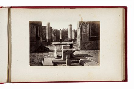  Eufrasio Mauri  (attivo a Napoli, ) : Album 'Pompei', con 48 fotografie.  - Asta Fotografie storiche - Libreria Antiquaria Gonnelli - Casa d'Aste - Gonnelli Casa d'Aste