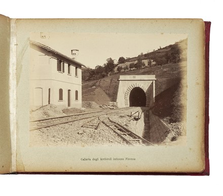  Storia, Storia, Diritto e Politica : Album di fotografie della ferrovia Faenza - Firenze.  - Auction Books, autographs and manuscripts - Libreria Antiquaria Gonnelli - Casa d'Aste - Gonnelli Casa d'Aste