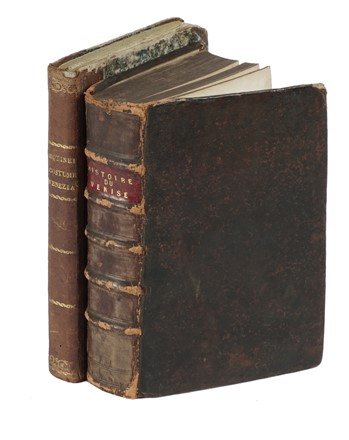  Amelot de la Houssaye Abraham Nicholas [e altri] : Lotto di 2 opere di interesse veneziano. Storia locale, Costume e moda, Storia, Diritto e Politica, Arte  - Auction Books, autographs and manuscripts - Libreria Antiquaria Gonnelli - Casa d'Aste - Gonnelli Casa d'Aste
