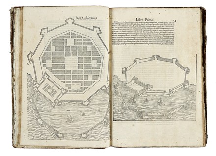  Cataneo Pietro, Galli Bibiena Ferdinando, Barozzi (detto il Vignola) Giacomo : Lotto di 3 opere cinque/settecentesche di architettura.  - Asta Libri, autografi e manoscritti - Libreria Antiquaria Gonnelli - Casa d'Aste - Gonnelli Casa d'Aste