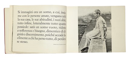  Basaglia Franco : Morire di classe. La condizione manicomiale Fotografata da Carla Cerati e Gianni Berengo Gardin. A cura di Franco Basaglia e Franca Basaglia Ongaro.  Carla Cerati, Gianni Berengo Gardin, Franca Basaglia Ongaro  - Asta Libri, autografi e manoscritti - Libreria Antiquaria Gonnelli - Casa d'Aste - Gonnelli Casa d'Aste
