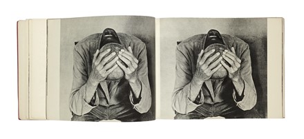  Basaglia Franco : Morire di classe. La condizione manicomiale Fotografata da Carla Cerati e Gianni Berengo Gardin. A cura di Franco Basaglia e Franca Basaglia Ongaro.  Carla Cerati, Gianni Berengo Gardin, Franca Basaglia Ongaro  - Asta Libri, autografi e manoscritti - Libreria Antiquaria Gonnelli - Casa d'Aste - Gonnelli Casa d'Aste