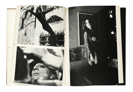  Lisetta Carmi : I travestiti. Fotografia, Arte, Libro d'Artista, Sociologia, Arte, Collezionismo e Bibliografia, Economia, Sociologia  - Auction Books, Autographs and Manuscripts - Libreria Antiquaria Gonnelli - Casa d'Aste - Gonnelli Casa d'Aste