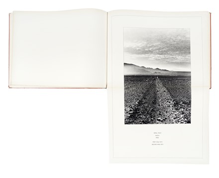  Fulton Hamish : Lotto di due opere di Hamish Fulton, padre della Walking Art. Arte  - Auction Books, Autographs and Manuscripts - Libreria Antiquaria Gonnelli - Casa d'Aste - Gonnelli Casa d'Aste