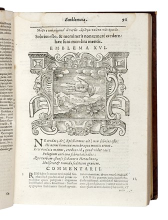  Alciati Andrea : Emblemata cum commentariis Claudii Minois I.C. Francisci Sanctii Brocensis, & notis Laurentii Pignorii...  Claude Mignault  ( - 1606), Lorenzo Pignoria, Francisco Sanchez de las Brozas  (1523 - 1600), Jacopo Ruffoni  - Asta Libri, Autografi e Manoscritti - Libreria Antiquaria Gonnelli - Casa d'Aste - Gonnelli Casa d'Aste