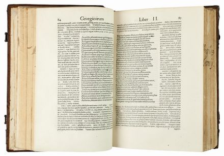  Vergilius Maro Publius : Bucolica, Georgica, & Aeneis, nunc cum veris commentariis Tib. Donati & Servii Honorati summa cura editis...  Maurus Honoratus Servius, Tiberius Claudius Donatus  - Asta LIBRI, MANOSCRITTI, STAMPE E DISEGNI - Libreria Antiquaria Gonnelli - Casa d'Aste - Gonnelli Casa d'Aste