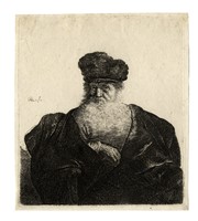 Vecchio con barba, cappello di pelliccia e mantello di velluto.