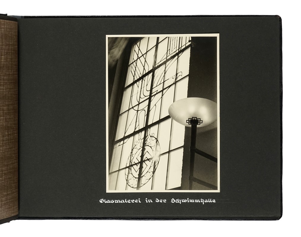 Album fotografico della caserma berlinese della divisione Leibstandarte SS ? Adolf Hitler.