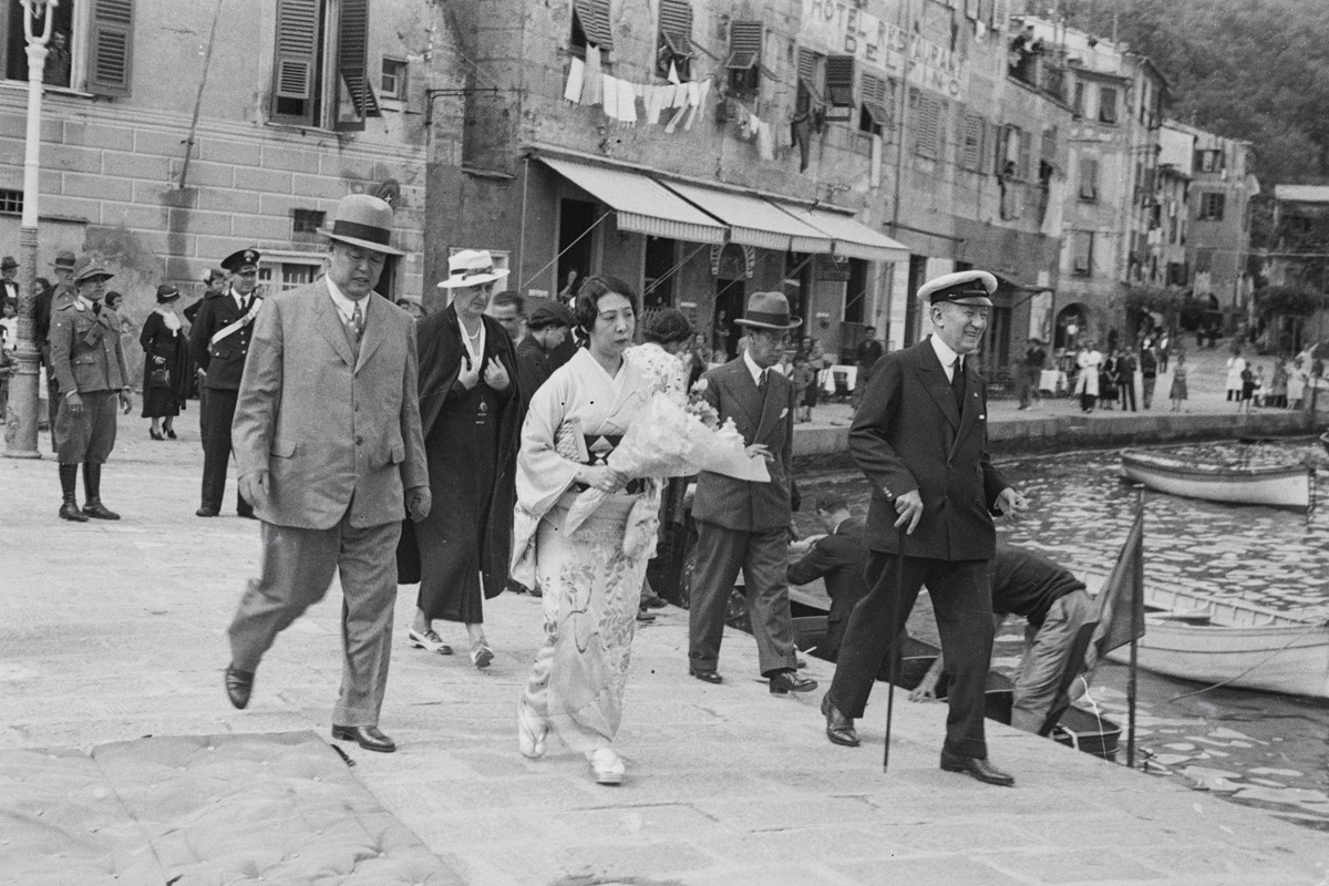 Rullino originale con 26 sue immagini.