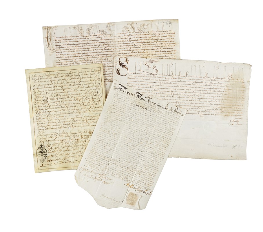 Raccolta di 35 pergamene.