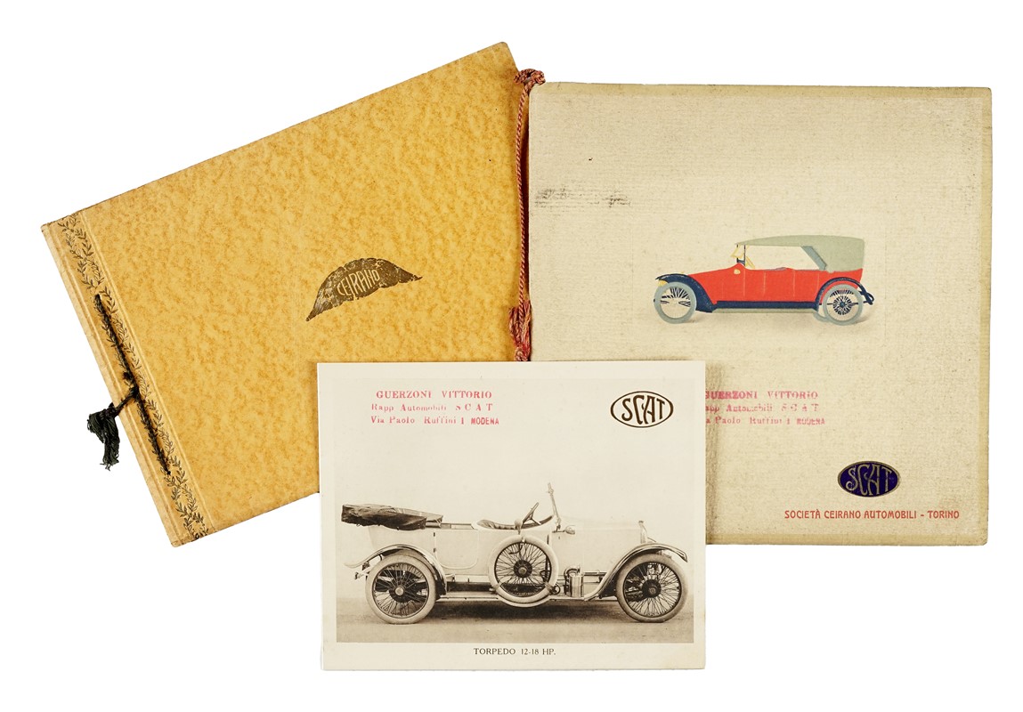 Raccolta di 43 opuscoli pubblicitari relativi a mezzi di trasporto, luoghi di villeggiatura, nego...