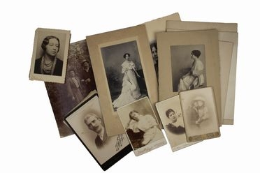 Raccolta di 15 ritratti fotografici.  - Asta Libri, manoscritti e autografi - Libreria Antiquaria Gonnelli - Casa d'Aste - Gonnelli Casa d'Aste