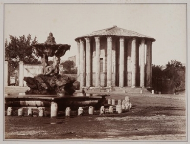  James Anderson  (Blencarn, 1813 - Roma, 1877) [attribuito a] : Roma. Tempio di Vesta.  - Asta Fotografie storiche - Libreria Antiquaria Gonnelli - Casa d'Aste - Gonnelli Casa d'Aste