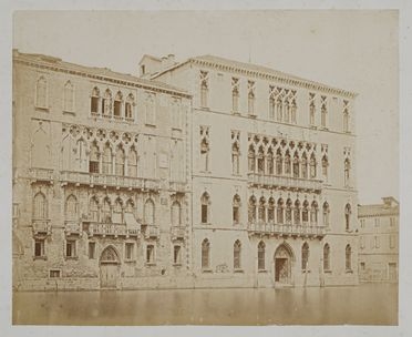  Domenico Bresolin  (Padova, 1813 - Venezia, 1899) : Venezia. Palazzo Foscari.  - Asta Fotografie storiche - Libreria Antiquaria Gonnelli - Casa d'Aste - Gonnelli Casa d'Aste