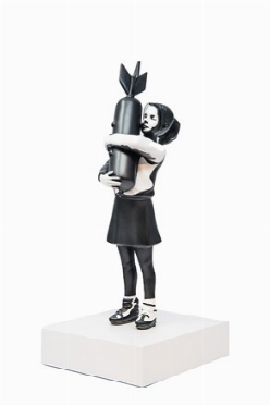  Banksy  (Bristol, 1974) : Bomb hugger (black and white).  - Auction Ancient, modern and contemporary art - Libreria Antiquaria Gonnelli - Casa d'Aste - Gonnelli Casa d'Aste